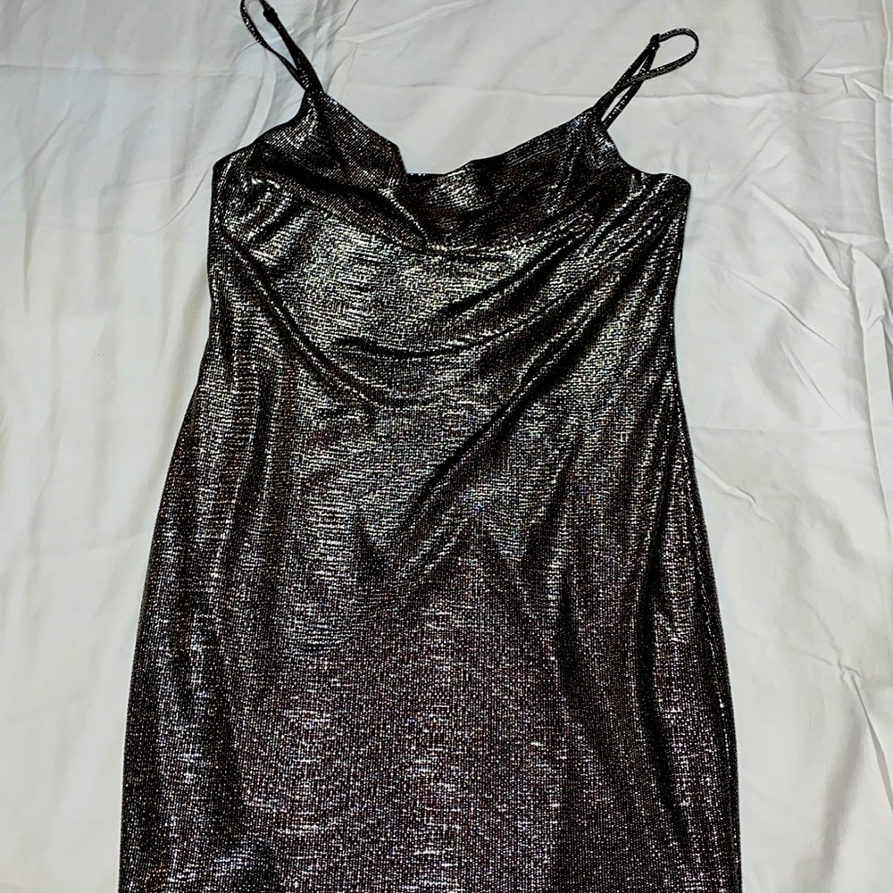 Forever 21 Gold dress. Size Medium